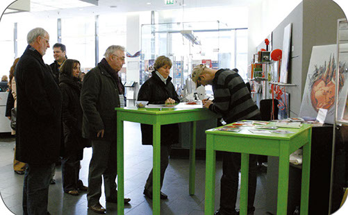 Signierstunde von Frank Engel in der Geschäftsstelle des Kölner Stadt-Anzeigers. 